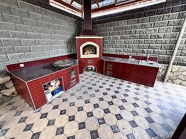 Дома: 🏡 🔥 Срочно продается двухэтажный дом в Арча-Бешике! 🔥 📍 Первая линия — 5