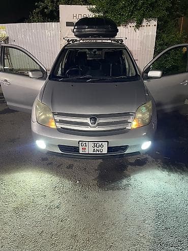 platz vitz: Toyota Ist: 2003 г., 1.5 л, Автомат, Бензин, Хэтчбэк — 1