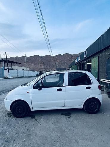 машина малометражка: Daewoo Matiz: 2008 г., 0.8 л, Ручные, Бензин, Хэтчбэк — 3