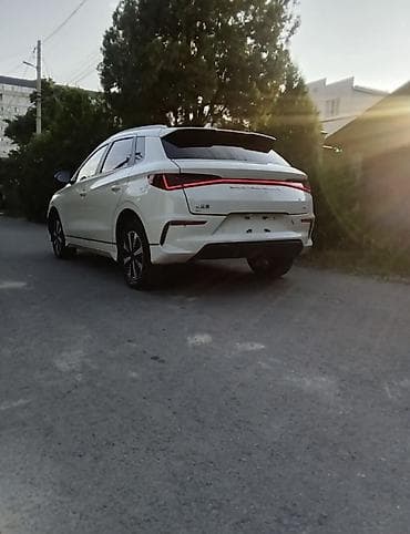 bvd e2: BYD E2: 2024 г., Автомат, Электромобиль, Кроссовер — 3