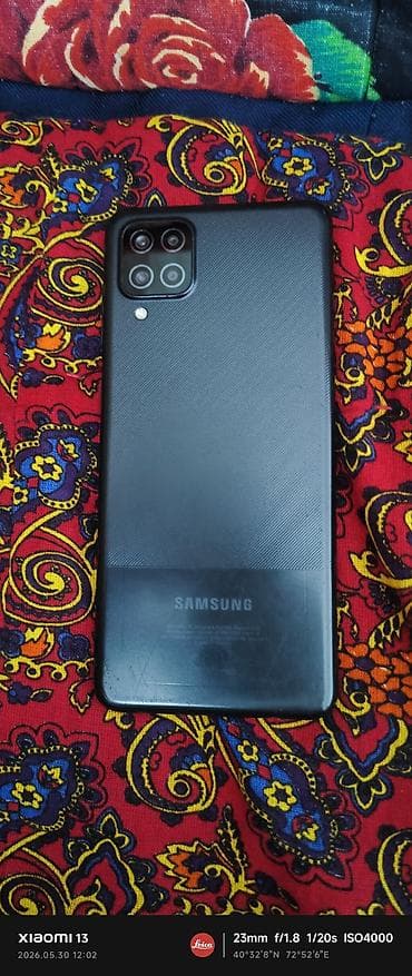 iphone 2020: Samsung Galaxy A12, 64 ГБ, цвет - Черный — 1