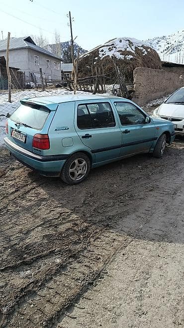 sprinter 2003: Volkswagen Golf: 1993 г., 1.6 л, Механика, Бензин, Хэтчбэк — 2