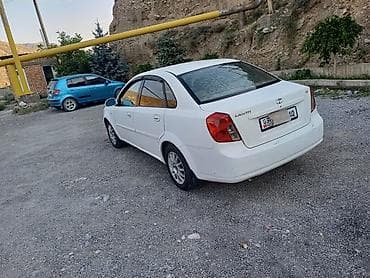 Daewoo Lacetti: 2004 г., 1.6 л, Механика, Бензин, Седан — 3