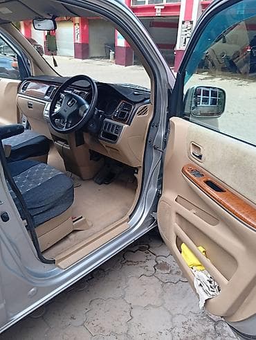 хундай старекс 1: Honda Stepwgn: 2003 г., 0.2 - engine capacity л, Автомат, Газ, Вэн/Минивэн — 5