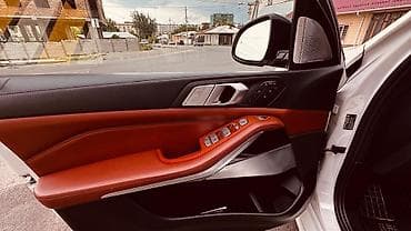 byd qin 2023: BMW X7: 2019 г., 4.4 л, Автомат, Бензин, Внедорожник — 9