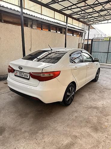 6: Kia Rio: 2014 г., 1.6 л, Автомат, Бензин, Седан — 5
