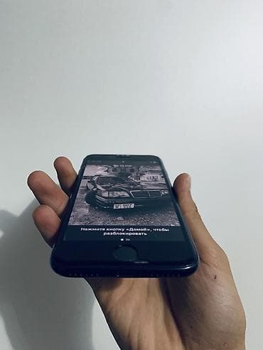 ТВ и видео: IPhone 8, Черный — 4