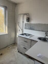 продаеться дом: 2 комнаты, 44 м², 104 серия, 4 этаж, ПСО (под самоотделку) — 3