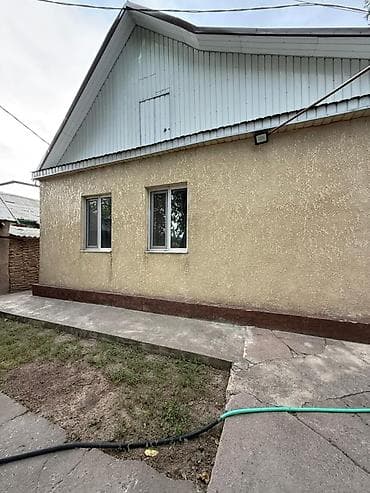 Недвижимость: СРОЧНО! Продаётся дом в районе Пишпек 🚨 📍 Отличное расположение: рядом — 1
