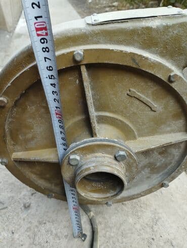 Продаю вентилятор улитка на 12 вольт с военного кунга масло