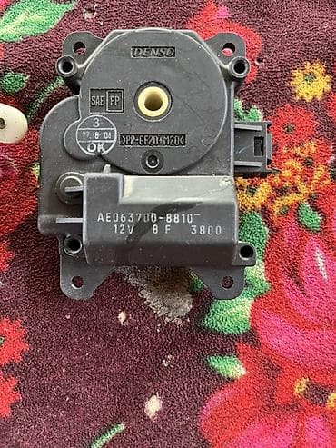 Транспорт: Приводные сервоприводы заслонок отопителя/климат-контроля DENSO, 12V — 3