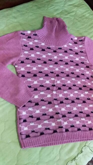 70 сом: Водолазка — 1