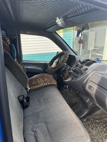 глф 2: Mercedes-Benz Vito: 2003 г., 2.2 л, Механика, Дизель, Минивэн — 6