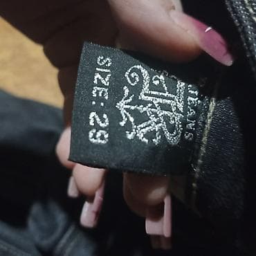 Джинсы: Темно-синие женские джинсы Ridalin размера 29 с расклешенными — 3