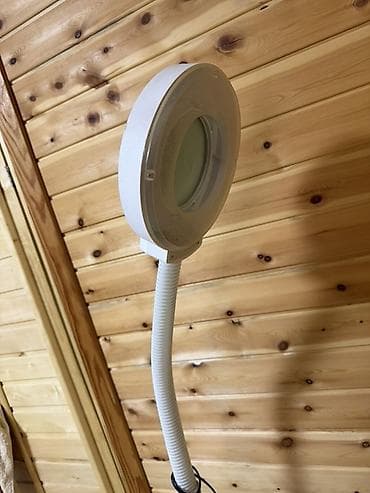 лампа для швейных машин: Напольная лампа-лупа с подсветкой и полка стеклянной для косметологии — 3