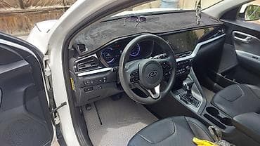 rd 1: Kia Niro: 2020 г., 1.6 л, Робот, Гибрид, Кроссовер — 5