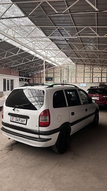 saab: Opel Zafira: 2004 г., 1.8 л, Газ, Минивэн — 4