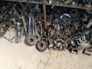 продаю кадиллак: Бу запчасти — 28