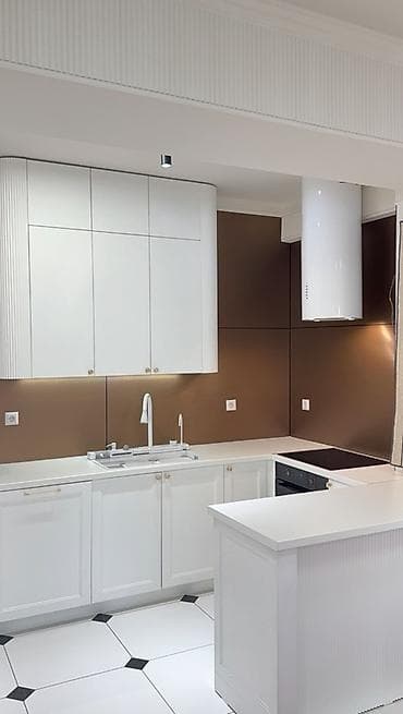 4: 3 комнаты, 131 м², 4 этаж, Дизайнерский ремонт — 1