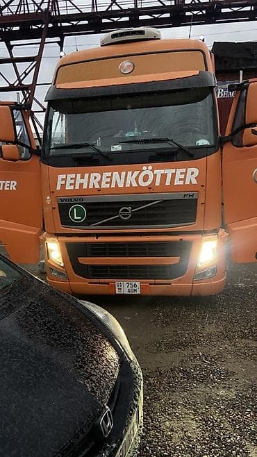 транс: Тягач, Volvo, Тентованный — 3