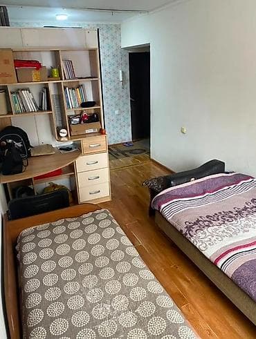 Недвижимость: 2 комнаты, 42 м², 4 мкр 104 серия, 1 этаж — 3