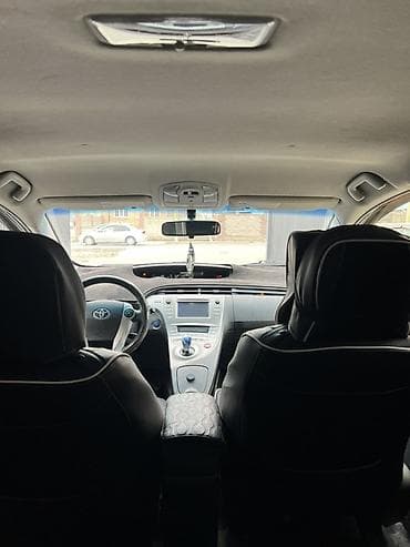 Toyota: Toyota Prius: 2012 г., Гибрид, Лифтбек — 7