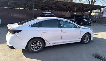 camry 55: Hyundai Sonata: 2018 г., 2 л, Автомат, Бензин, Седан — 4