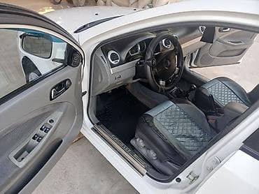 гур лексус: Chevrolet Lacetti: 2011 г., Кол менен иштөөчү, Седан — 5