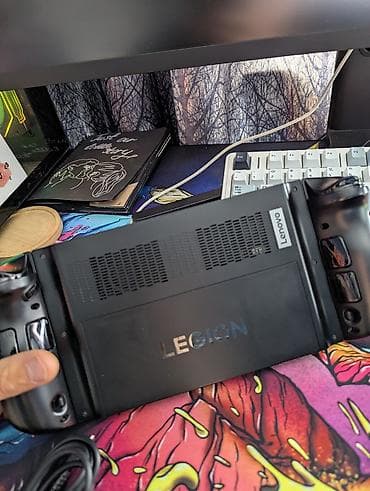 xbox box: Игровая портативная консоль Lenovo Legion Go Продаю свою консоль — 3