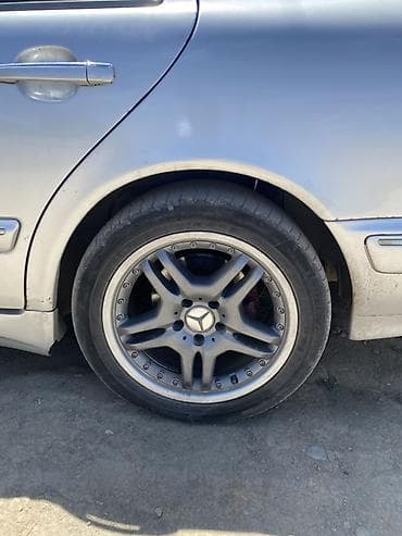 step 2: Mercedes-Benz E-Class: 1998 г., 2.4 л, Механика, Бензин, Седан — 3
