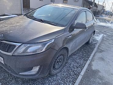 shevrole volt: Kia Rio: 2014 г., Газ — 6