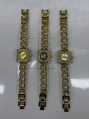 часы майкл корс: Женские наручные часы в золотистом исполнении. - Корпус квадратной — 1