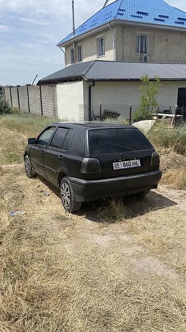 Volkswagen Golf: 1993 г., Хэтчбэк