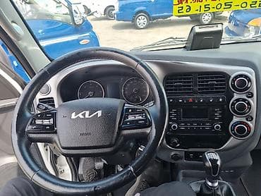 Kia BONGO: 2022 г., 2.5 л, Кол менен иштөөчү, Дизель — 7