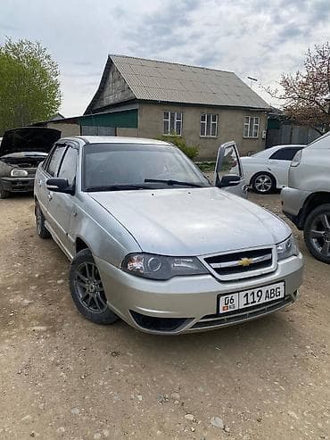 Chevrolet Nexia: 2008 г., 1.5 л, Механика, Бензин, Седан
