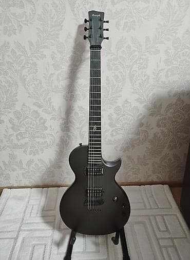 Аккордеоны: Карбоновая электрогитара ENYA NOVA GO SONIC (Les Paul‑формы) в матовом — 1
