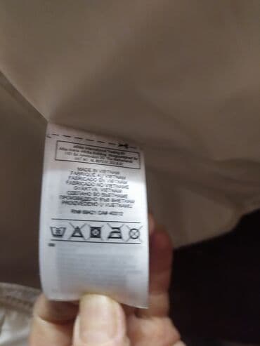 купить женский пуховик большого размера: Куртка женская,белого цвета. Практически новая, надевали несколько раз — 2