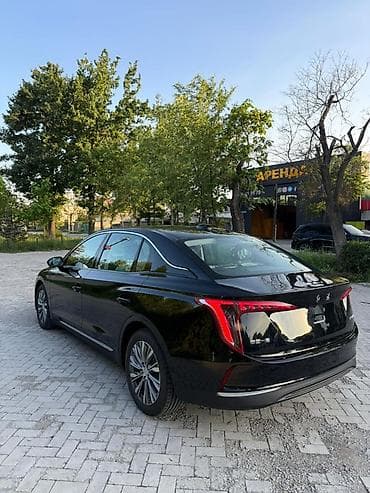 eqm5: Продается абсолютно новый Hongqi E-QM5 (2023)— Идеальное состояние — 3