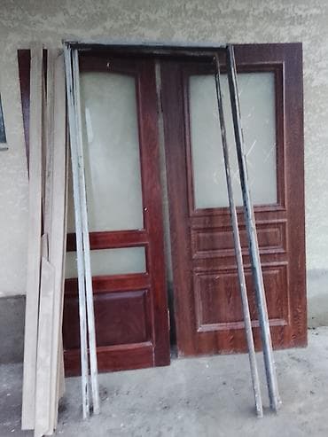 алмазный бур: Деревянные межкомнатные двери с остеклением. - Материал — 3