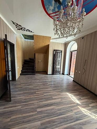 Кыймылсыз мүлк: Продаю 2-этажный особняк ахунбаева кыркыз(Сары озон 225) 6соток — 1