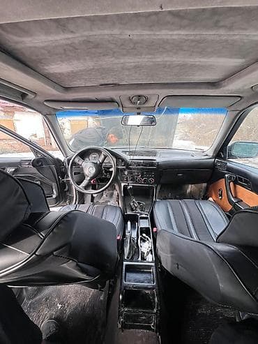 BMW: BMW 520: 1992 г., 2 л, Механика, Бензин, Седан — 2