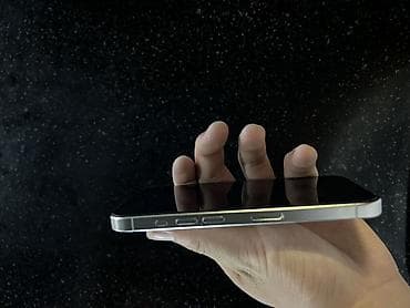 aipad pro: Смартфон Apple iPhone (серия Pro). Основные особенности: - Корпус с — 1
