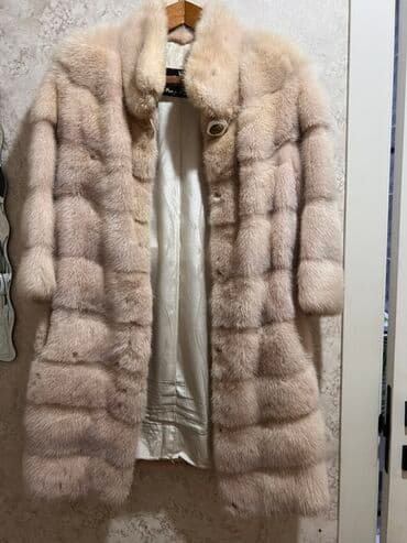 срочно продаю в связи с переездом: Норковая шуба женская, натуральная в идеальном состоянии - Длина — 3