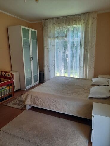 частный дом без хозяина: Коттедж, ЦО Радуга, Сары-Ой, Детская площадка, Парковка, стоянка, Охраняемая территория — 10