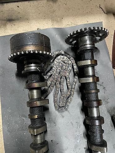 Автохимия: Распредвал Toyota Б/у — 2