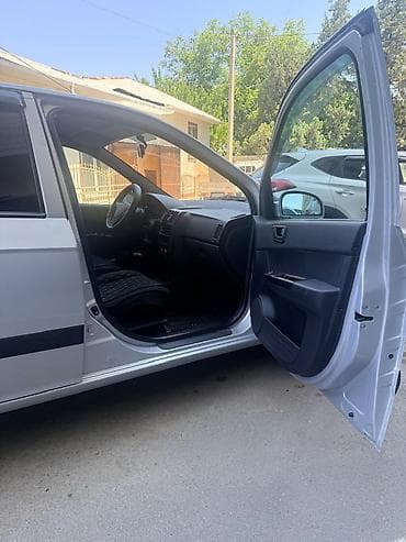 нундай гетз: Hyundai Getz: 2010 г., 1.6 л, Автомат, Бензин, Хетчбек — 4