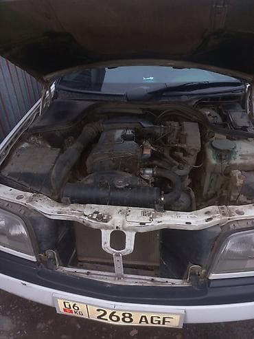 Продаётся легковой автомобиль (седан). Основные характеристики: -