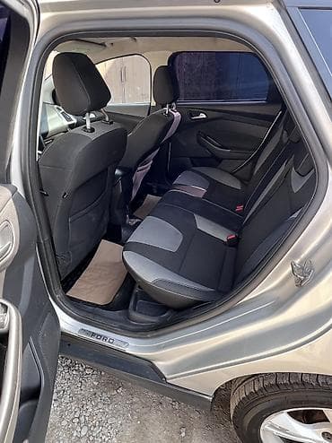 капот кобальт: Ford Focus: 2012 г., 2 л, Автомат, Бензин, Универсал — 5