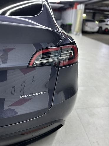 фара гая: Tesla Model Y: 2023 г., Автомат, Электромобиль, Кроссовер — 7