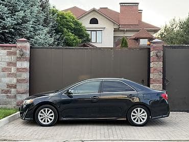 Toyota Camry: 2012 г., 2.5 л, Автомат, Бензин, Седан — 5
